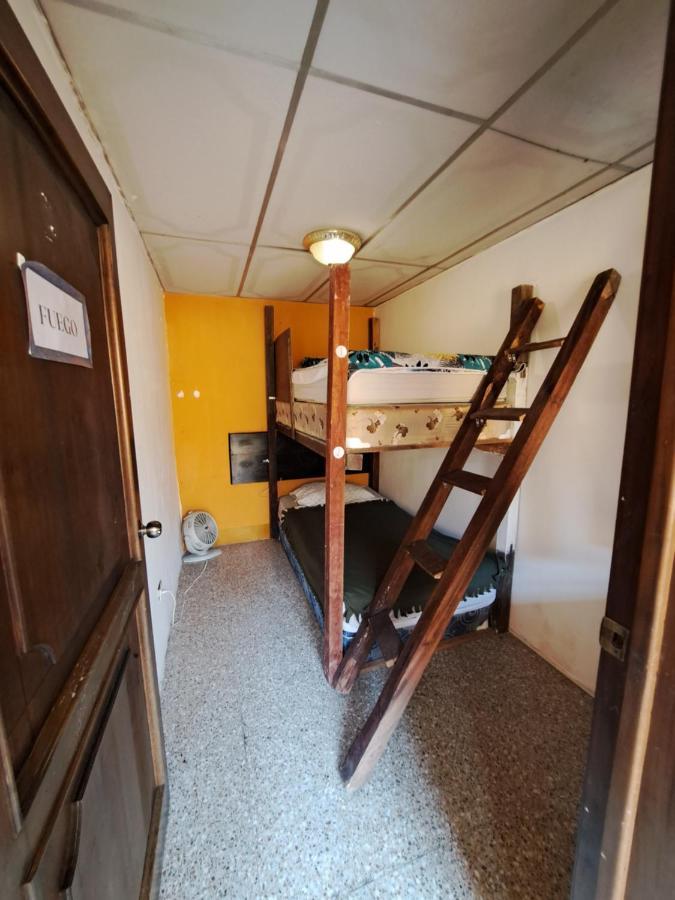 Esperanza Hostel Antigua Εξωτερικό φωτογραφία
