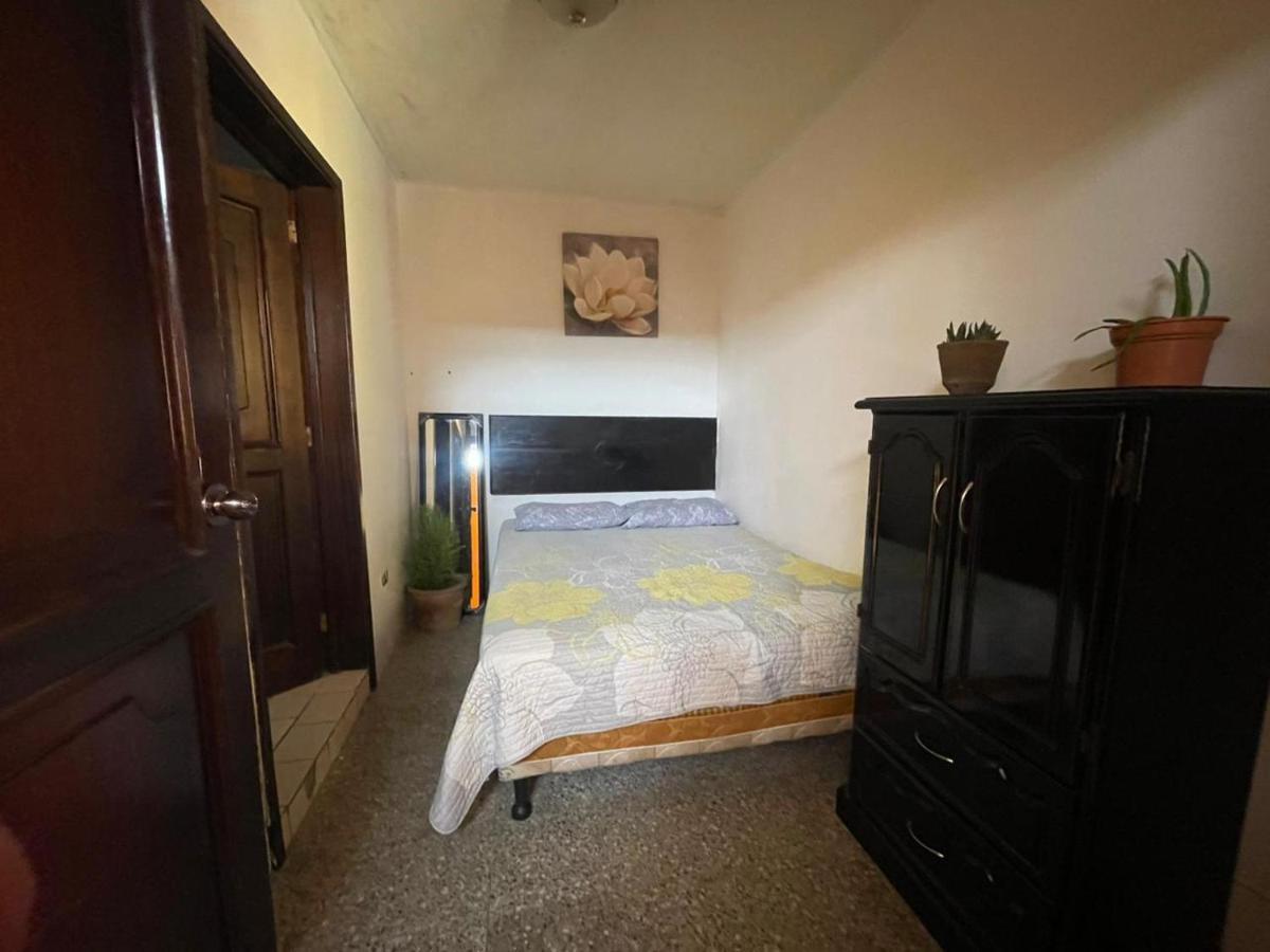 Esperanza Hostel Antigua Εξωτερικό φωτογραφία